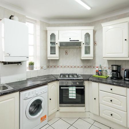 Private Double Room Shared Bathroom Near City Centre Лондон Екстер'єр фото