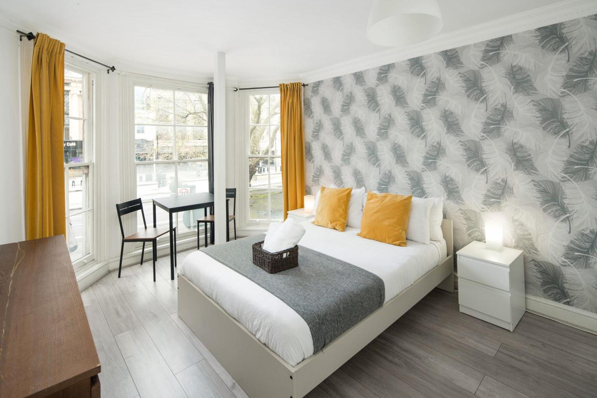 Private Double Room Shared Bathroom Near City Centre Лондон Екстер'єр фото
