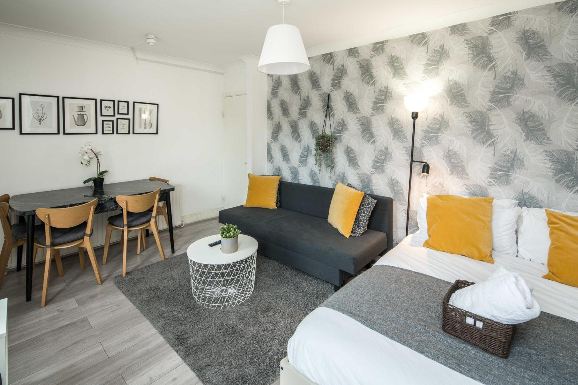 Private Double Room Shared Bathroom Near City Centre Лондон Екстер'єр фото