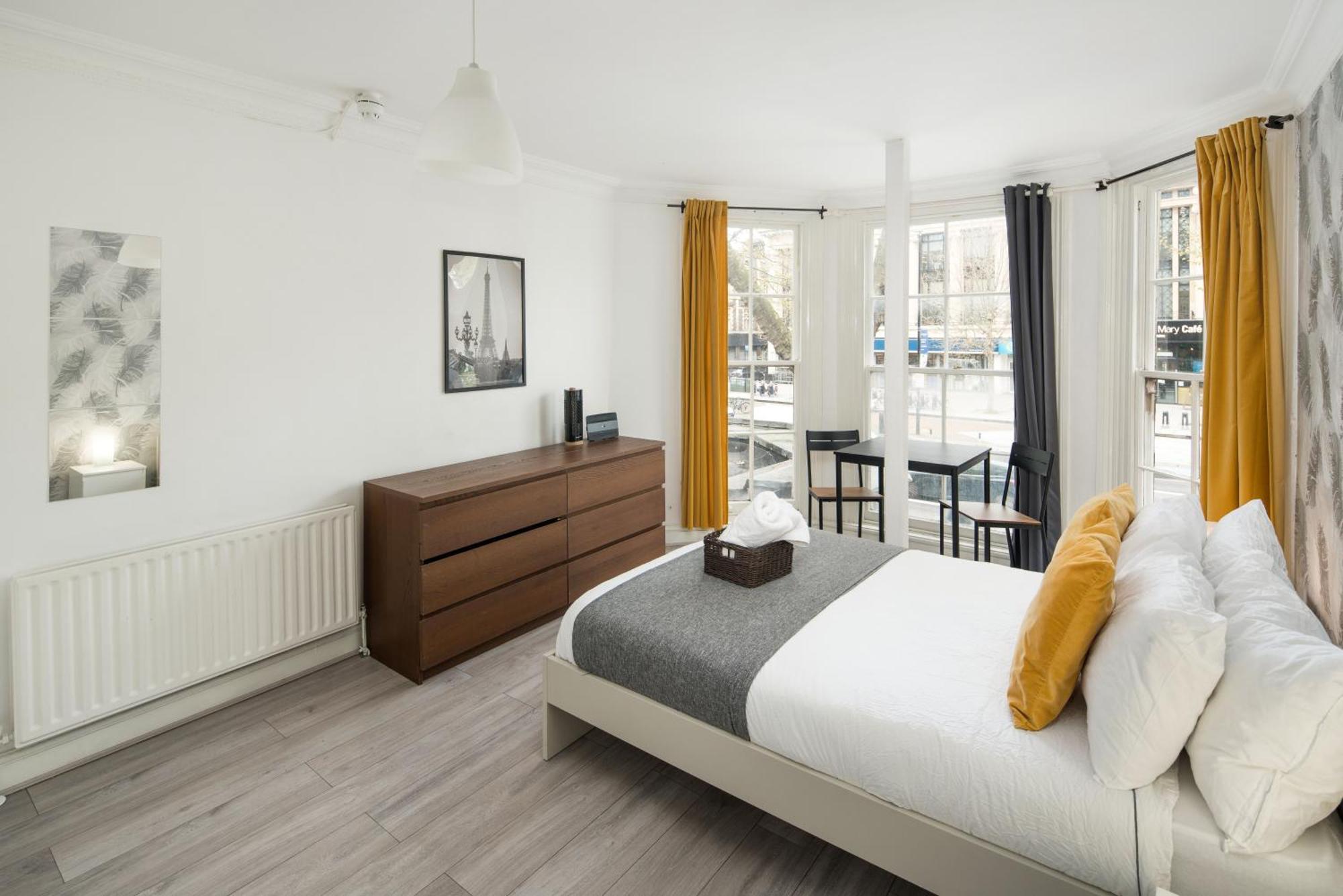 Private Double Room Shared Bathroom Near City Centre Лондон Екстер'єр фото